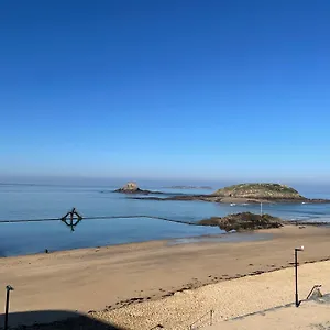 Hotel Les Chiens Du Guet, Saint-Malo